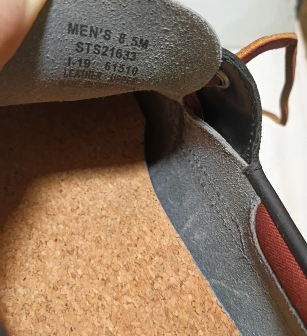 Sperry Men’s Gray Leather Boat Shoes with Brown Leather Laces Size 8.5 EUC